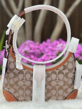 NWT Coach Hamptons Hobo Bag Crystal Signature Jacquard Purse